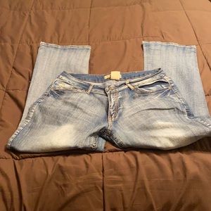 Good pair of jeans by Elite Jeans